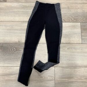 Athleta hybrid ankle tight size 2